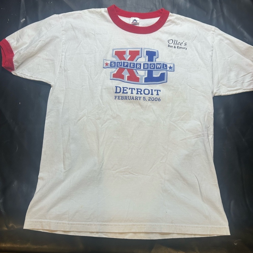Super Bowl XL Detroitit February 5, 2006 Budweiser Collectible Size XL Tee